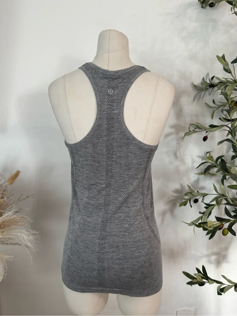 Lululemon Swiftly Tech Racerback *Sparkle Black / White / Silver